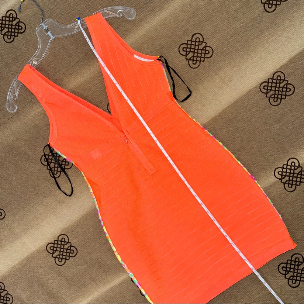 2Bebe NWT! Orange Stretch Sequins Lines Banded Bodycon Mini Dress Size S - Picture 10 of 10